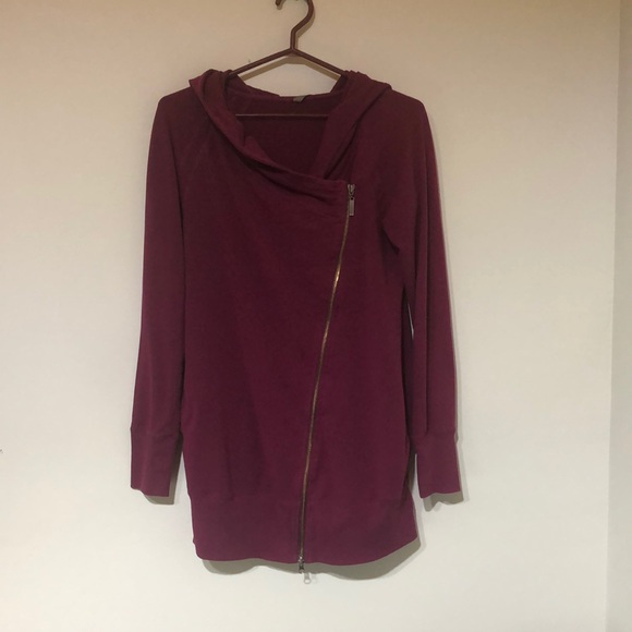 Maternity sweater. - Picture 1 of 3